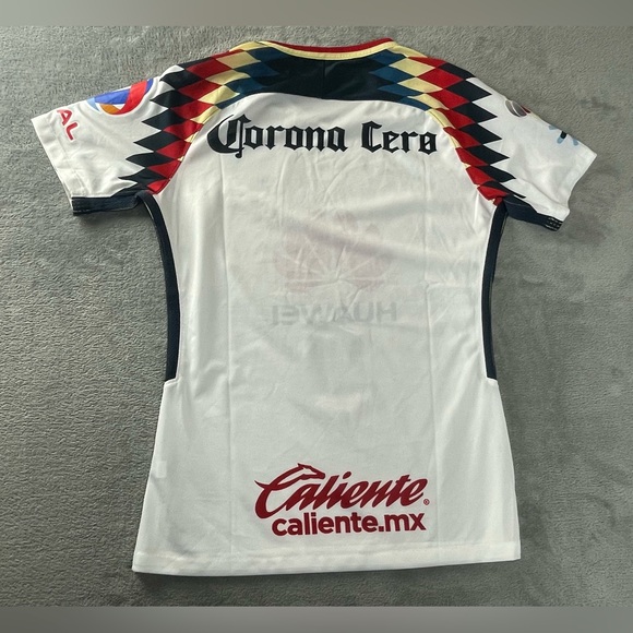 Club America Soccer Jersey Women’s Medium White - Picture 14 of 14